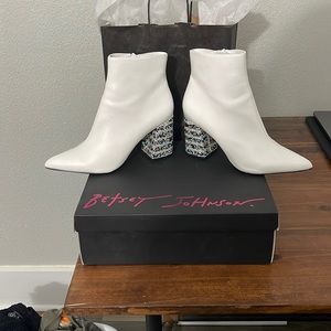 BETSEY JOHNSON BOOTS
